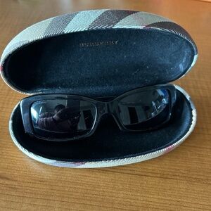 Authentic Burberry Black Sunglasses with case